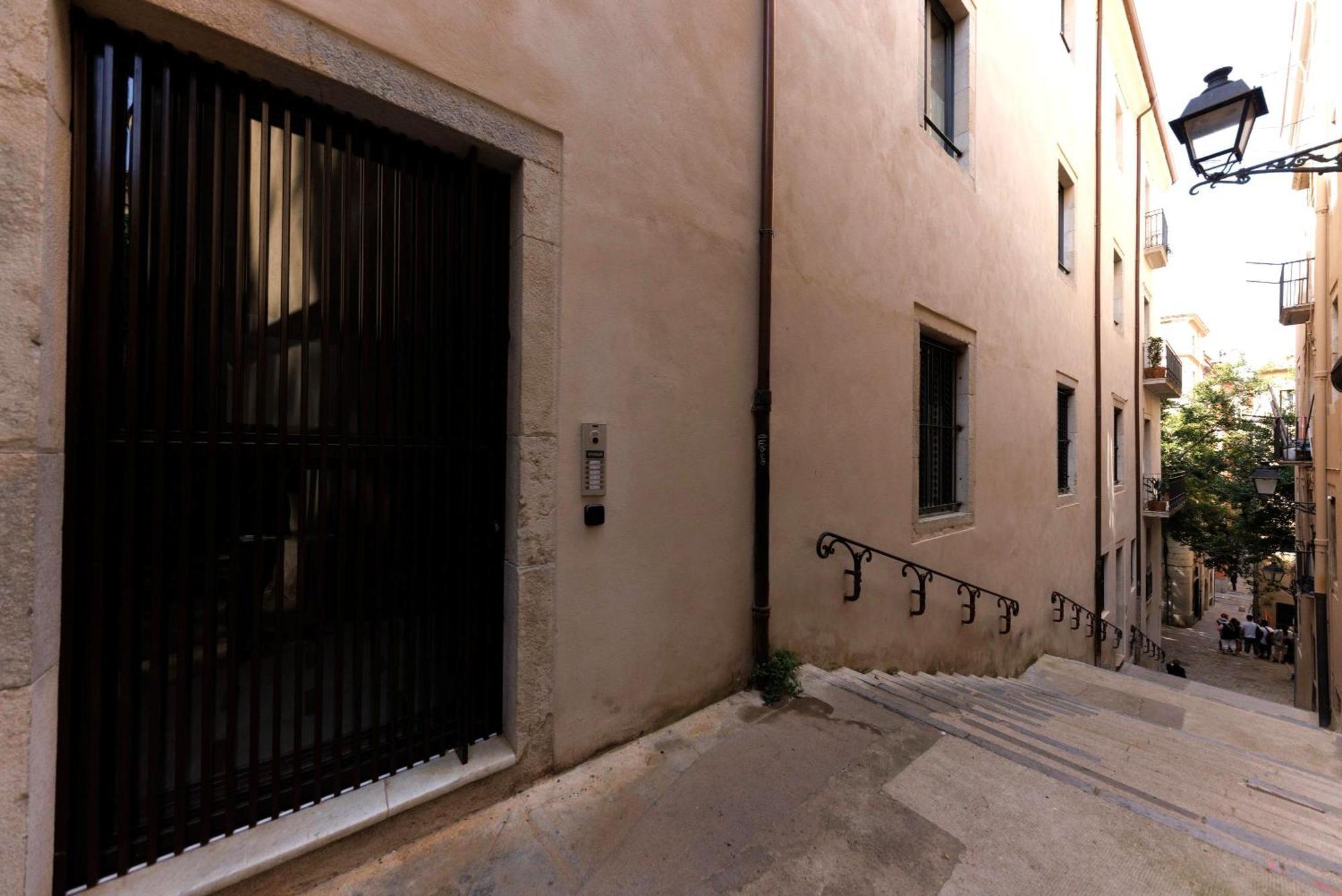 Bravissimo Vivaldi 2-3d, Monthly Girona